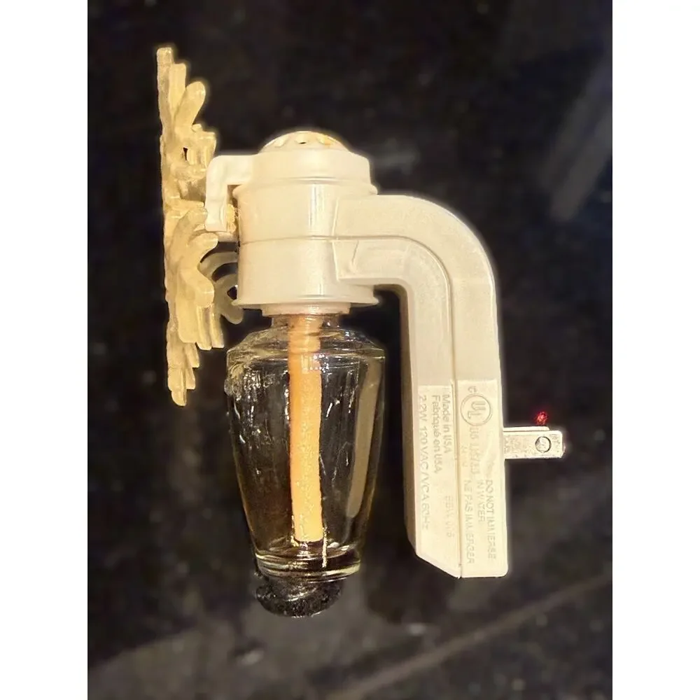 Bath & Body Works Wallflower Snowflake Plugin Home Fragrance Diffuser NO Light